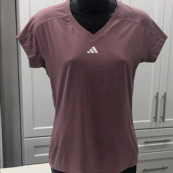 adidas Tops - Adidas AEROREADY V-Neck Short Sleeve Tee - Light Mauve - XS